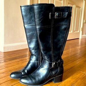 Unisa double buckle, block heel, deep black leather like Boot